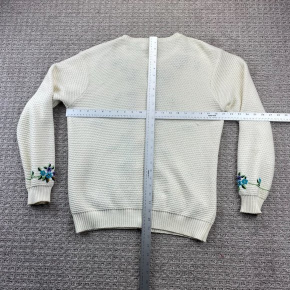 Coastal Grandma Alfred Dunner Sweater Women Fits L-XL White Floral Embroidered - Picture 13 of 15
